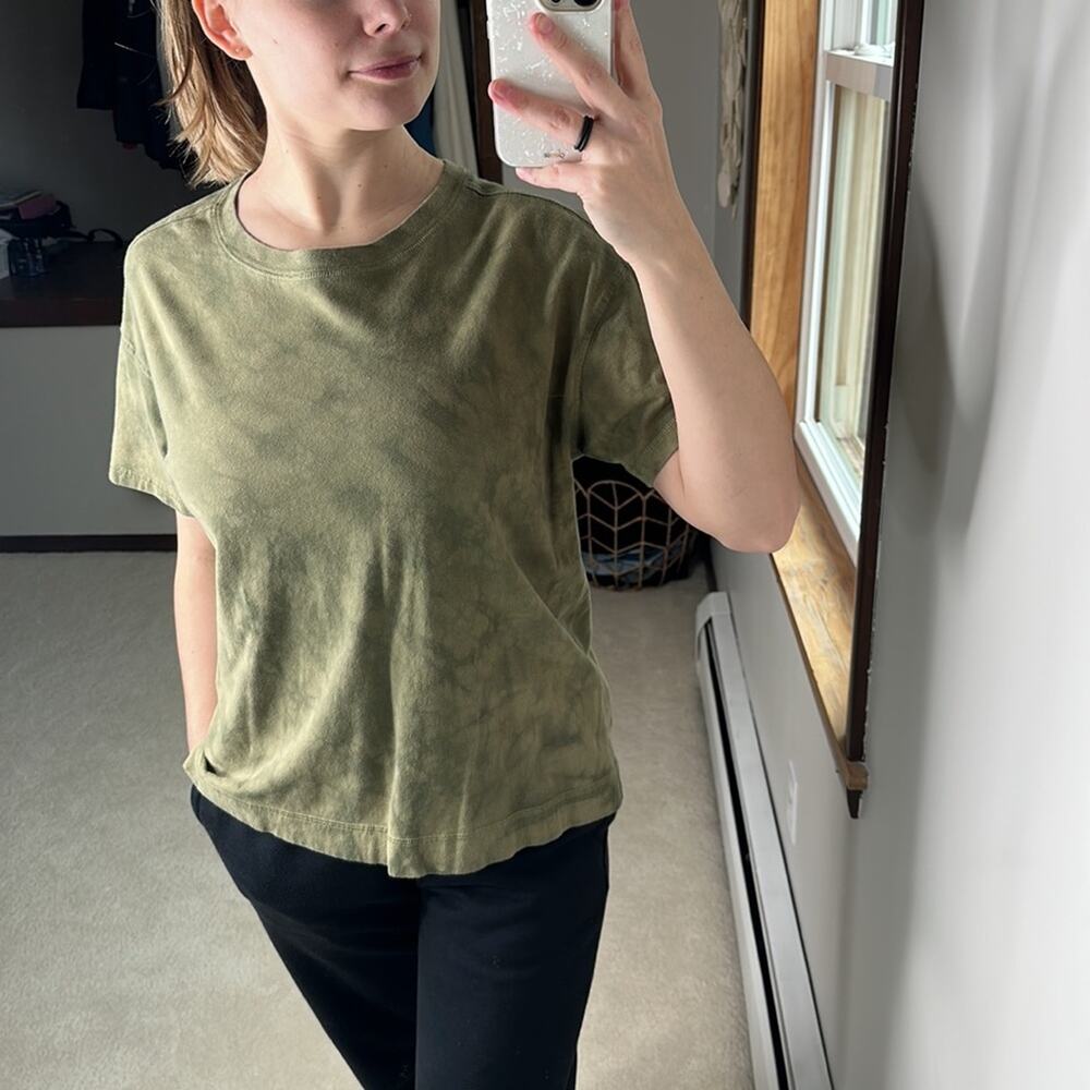 Old Navy: Olive Green Tie Dye Tee